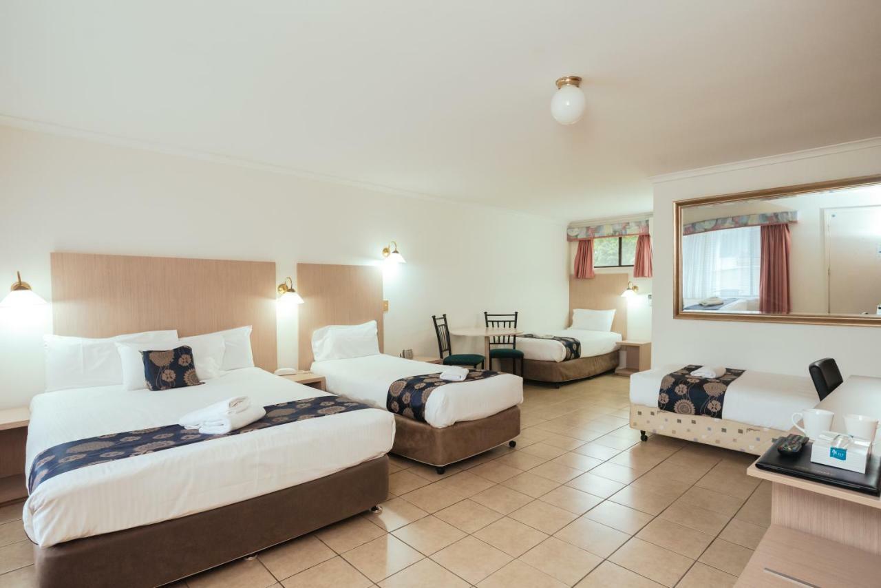 Coffs Windmill Motel Coffs Harbour Bagian luar foto